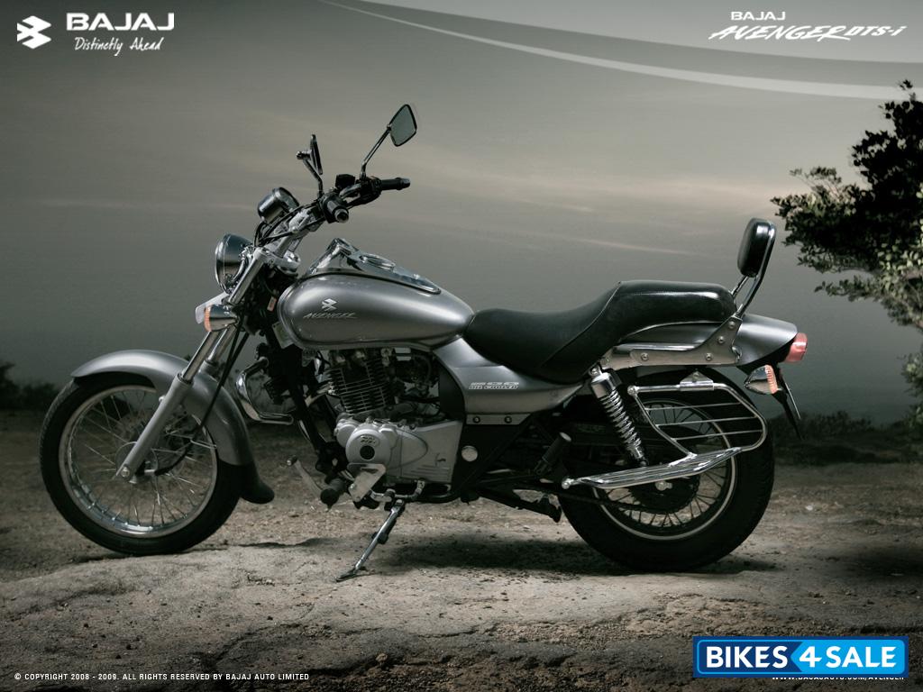 Black Bajaj Avenger