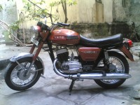 Maroon Ideal Jawa Yezdi RoadKing