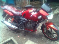 Red TVS Apache RTR 160