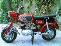 Burgundy Red Yamaha Rajdoot