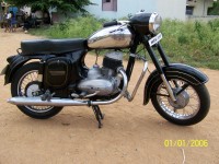 Black Ideal Jawa Yezdi