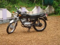 Black Yamaha RX 100