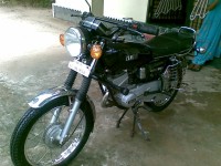 Black Yamaha RX 100