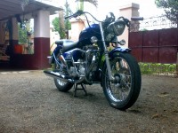 Mettalic Blue Royal Enfield Thunderbird