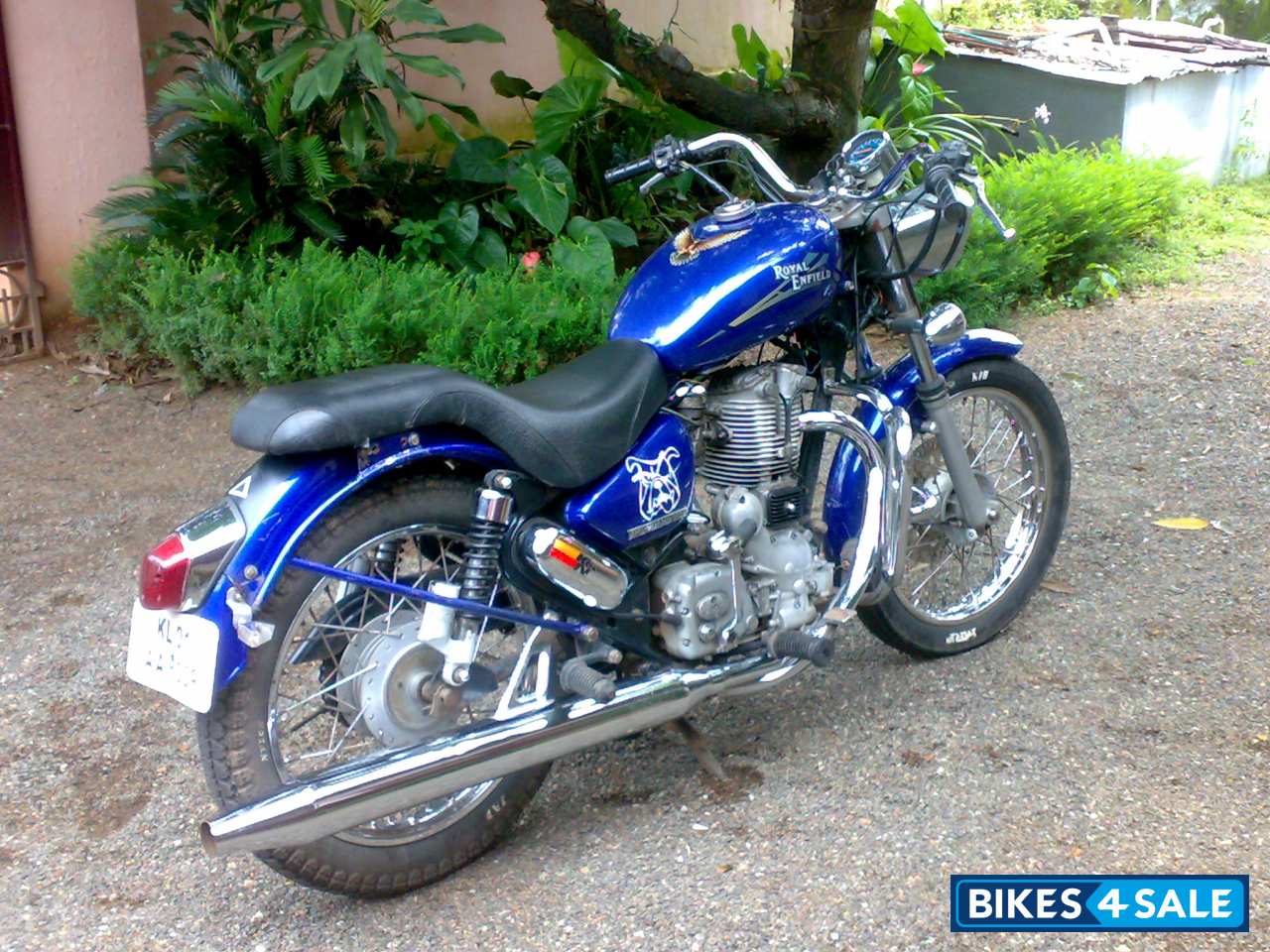 Mettalic Blue Royal Enfield Thunderbird