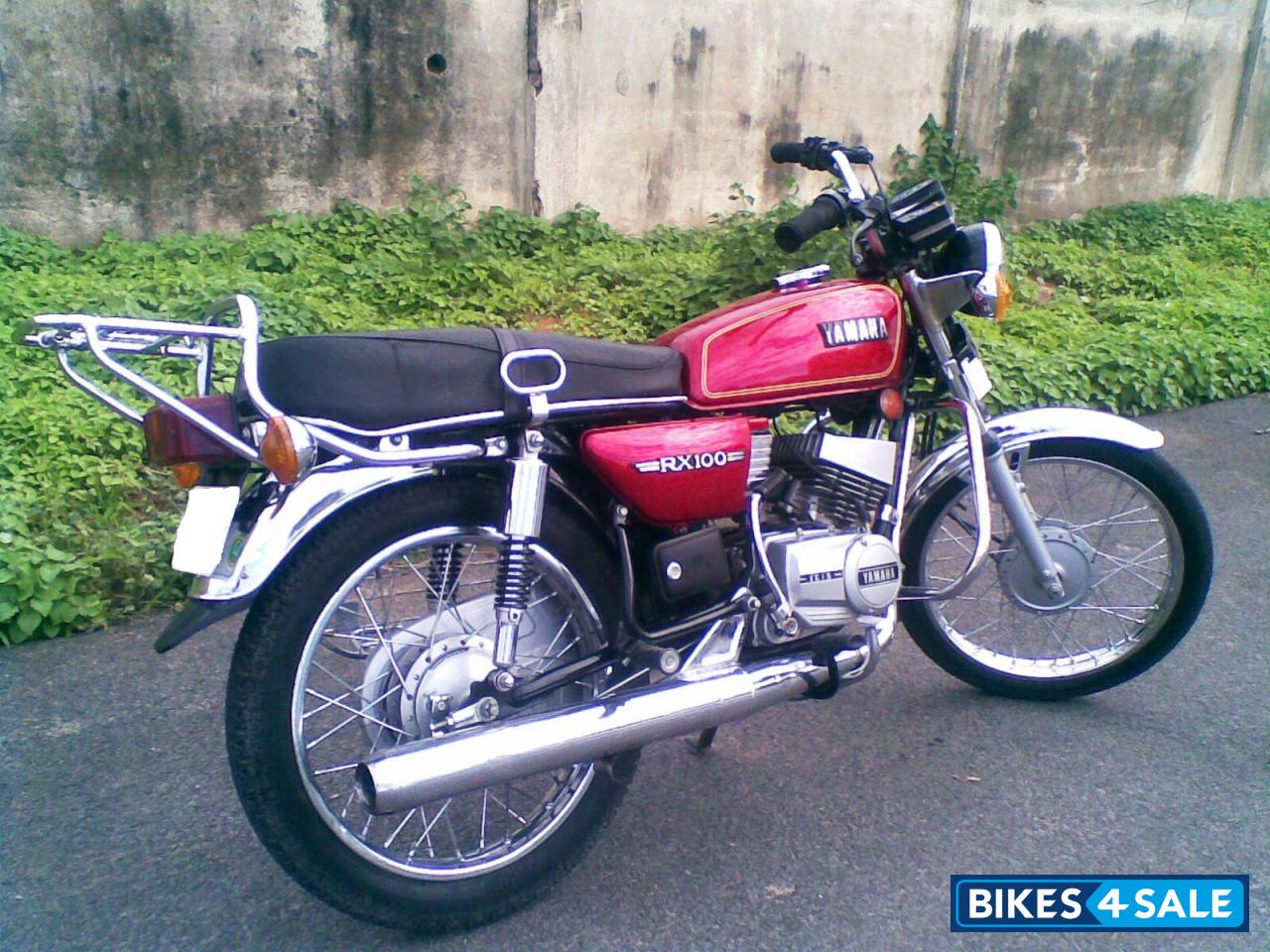 Red Yamaha RX 100 Picture 1. Bike ID 30380. Bike located in Hyderabad ...