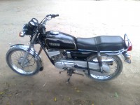 Black Yamaha RX 135