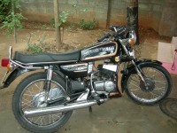 Black Yamaha RX 100