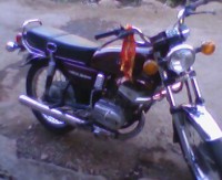 Maroon Red Yamaha RX 100