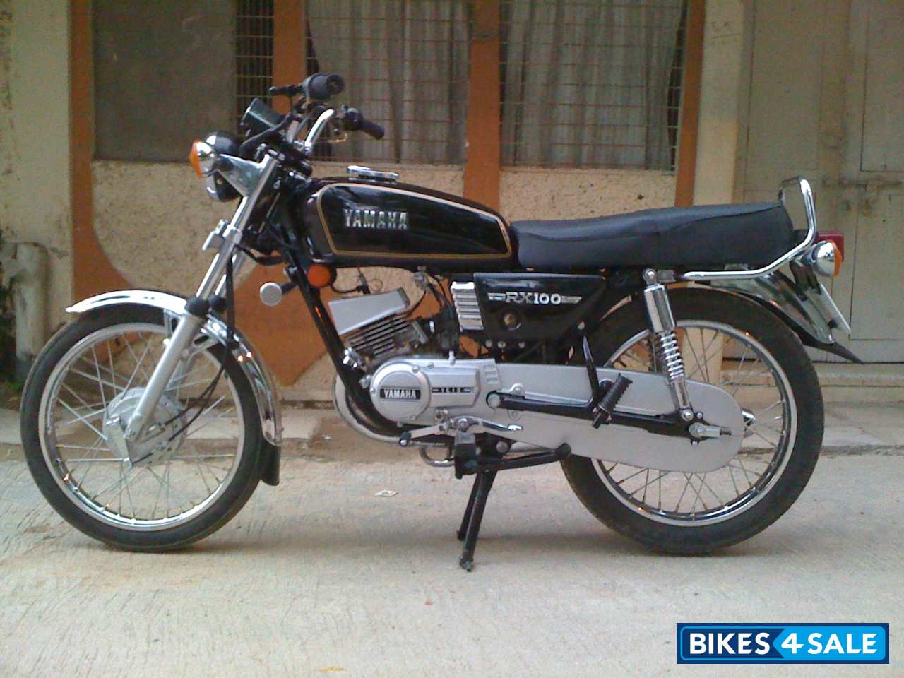 Used 1987 Model Yamaha Rx 100 For Sale In Hyderabad Id Black Colour Bikes4sale