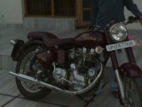 Maroon Royal Enfield Bullet Standard 350