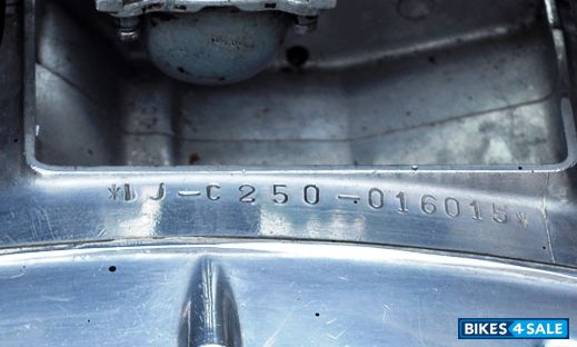 Black Ideal Jawa Yezdi RoadKing Black Ideal Jawa Yezdi RoadKing