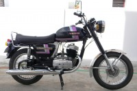 Black Ideal Jawa Yezdi RoadKing