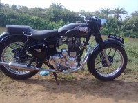 Black Royal Enfield Classic 350