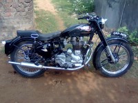 Black Royal Enfield Classic 350