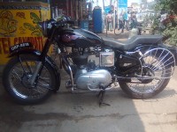 Black Royal Enfield Classic 350