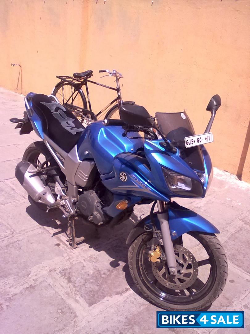 Blue Yamaha Fazer