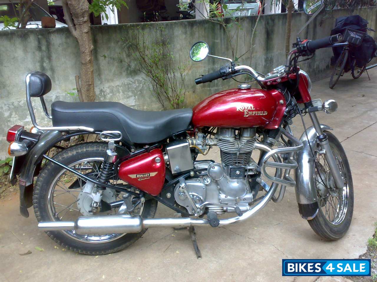 Red Royal Enfield Bullet Electra