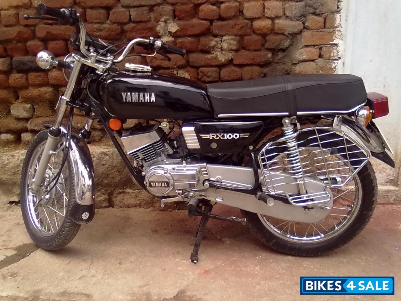 Used 1996 Model Yamaha Rx 100 For Sale In Hyderabad Id Black Colour Bikes4sale