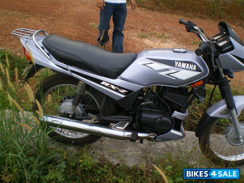 silver(blue shade) Yamaha RXZ