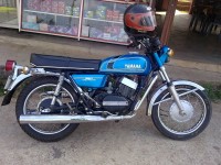 Blue Yamaha RD 350