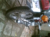 Maroon Yamaha RX 135