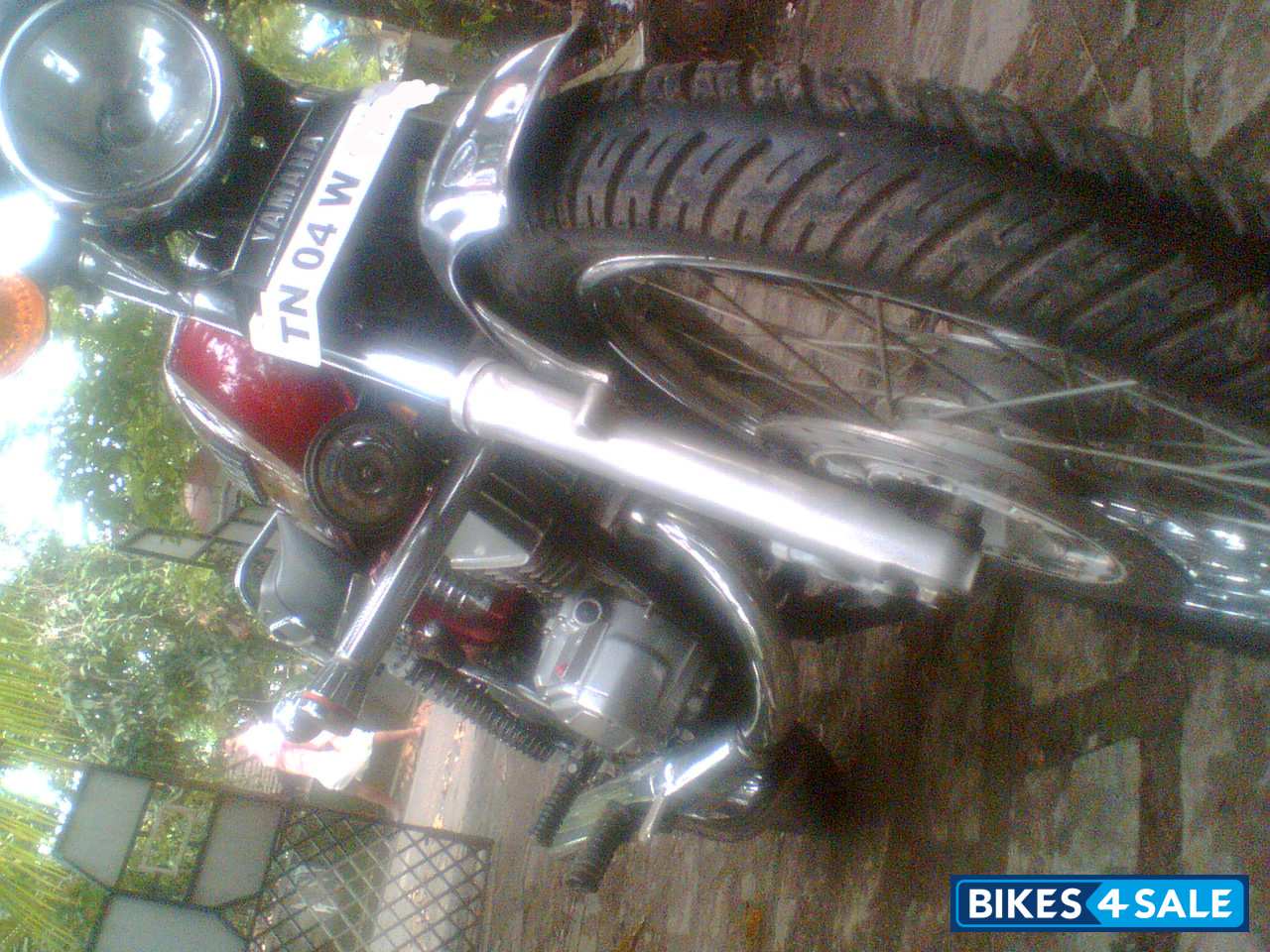 Maroon Yamaha RX 135