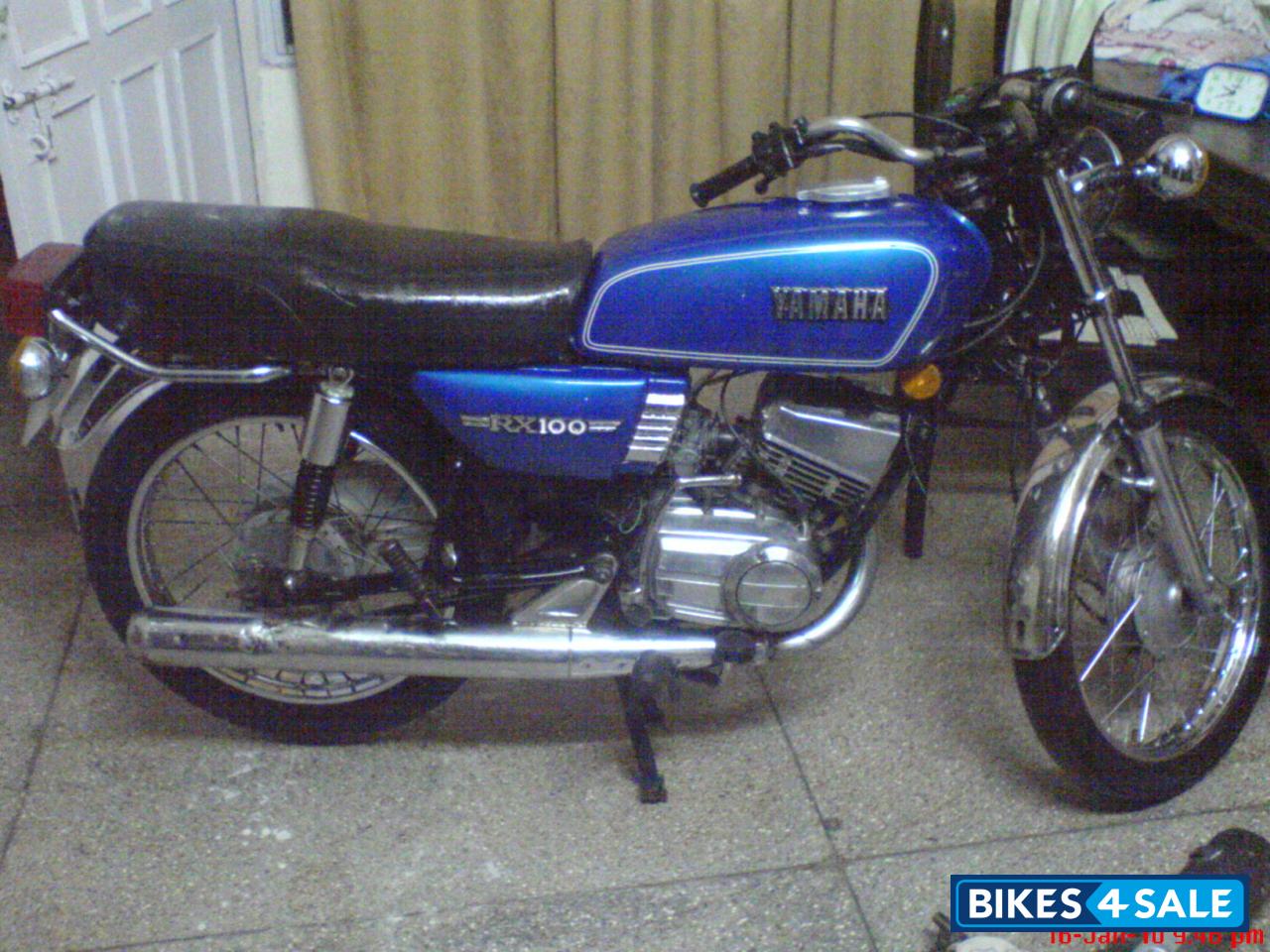 Blue Yamaha RX 100