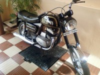 Black With Gold Stripes Ideal Jawa Yezdi Deluxe