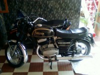 Black With Gold Stripes Ideal Jawa Yezdi Deluxe