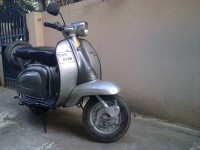 Dark Grey With Silver Vintage Scooter Lamby 150