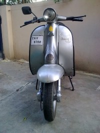 Dark Grey With Silver Vintage Scooter Lamby 150