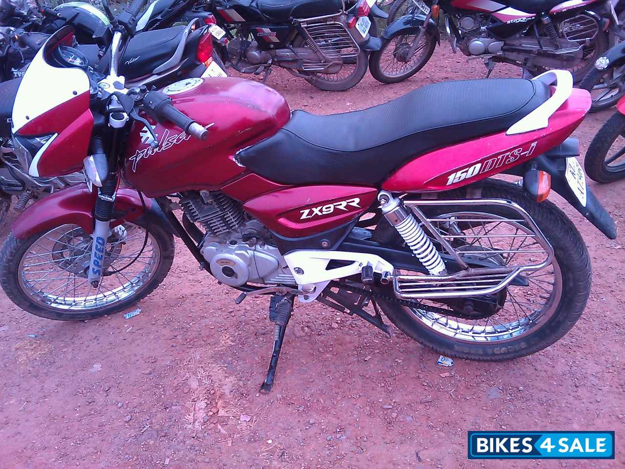 Red Bajaj Pulsar 150 DTSi