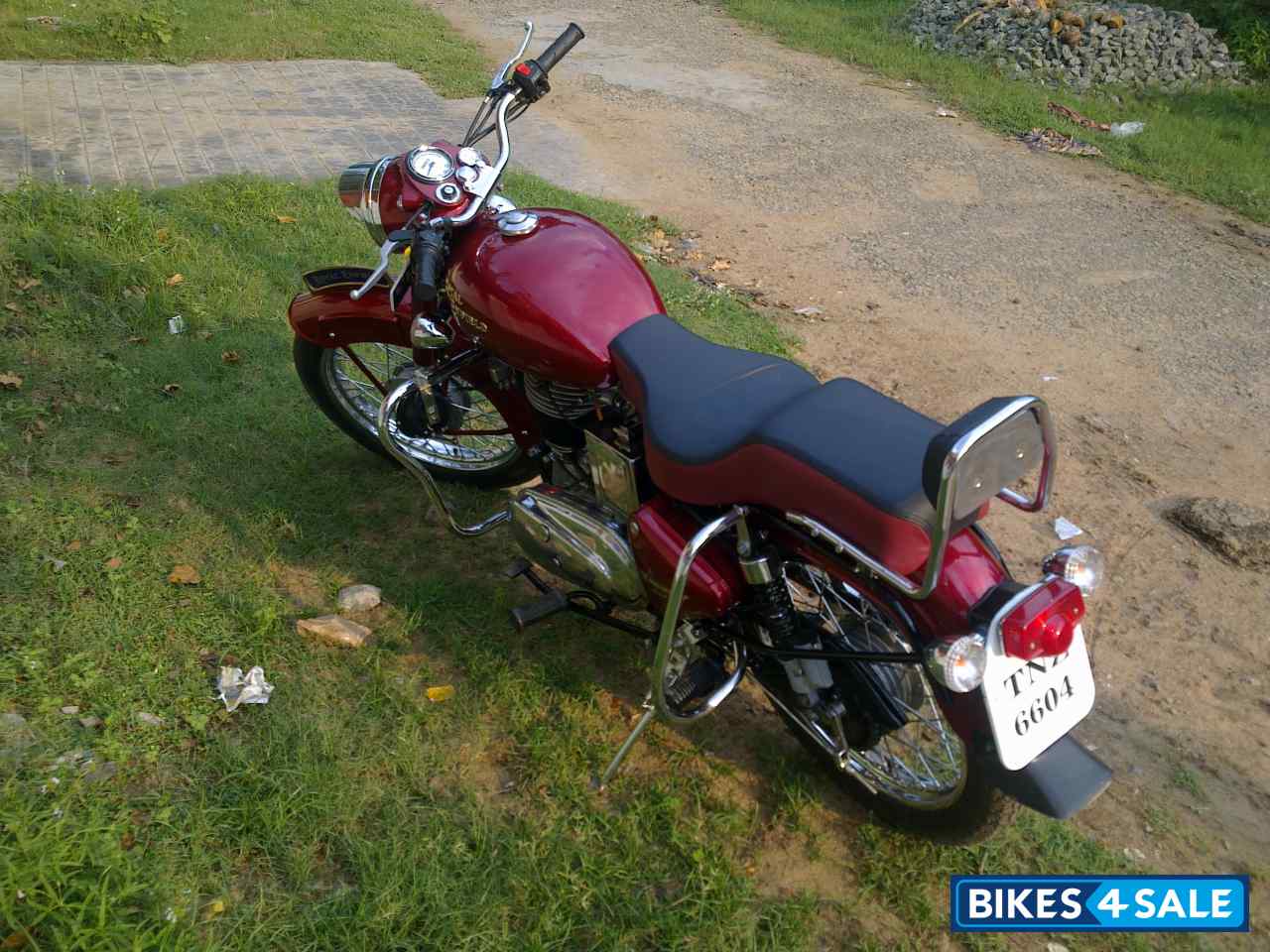 Red Royal Enfield Bullet Standard 350