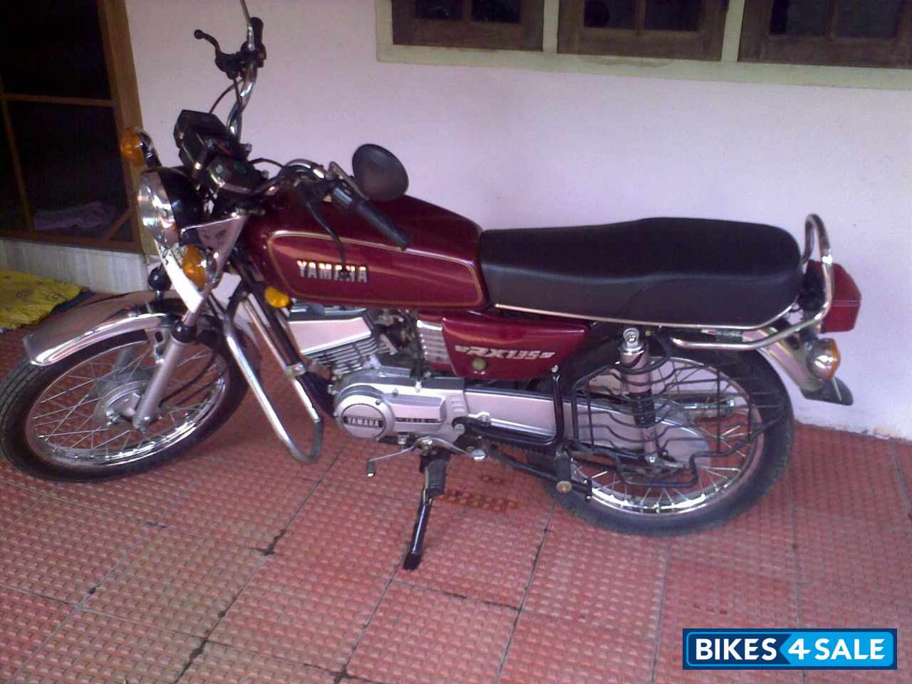 Red Yamaha RX 135