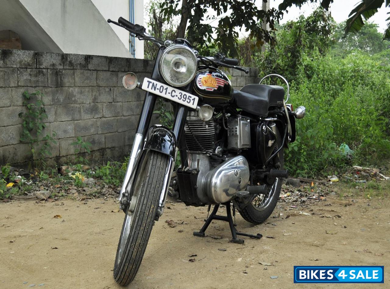 Black Royal Enfield Bullet Standard 350 Black Royal Enfield Bullet Standard 350