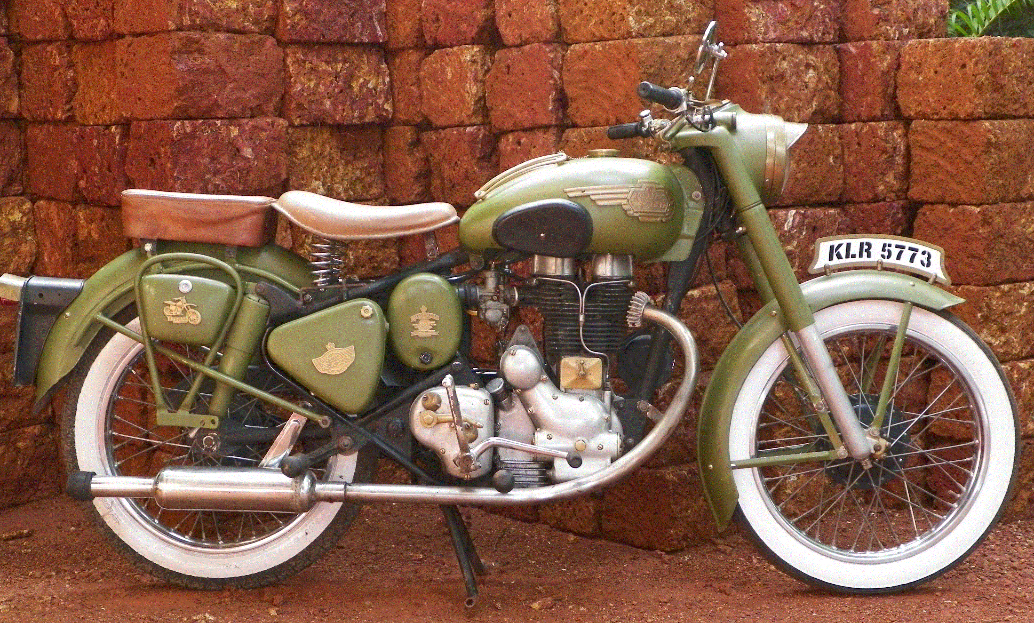 Rare Green Vintage Bike  Royal Enfield Original England