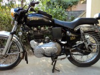 Black Royal Enfield Bullet Standard 350