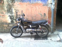 Black Yamaha RX 100