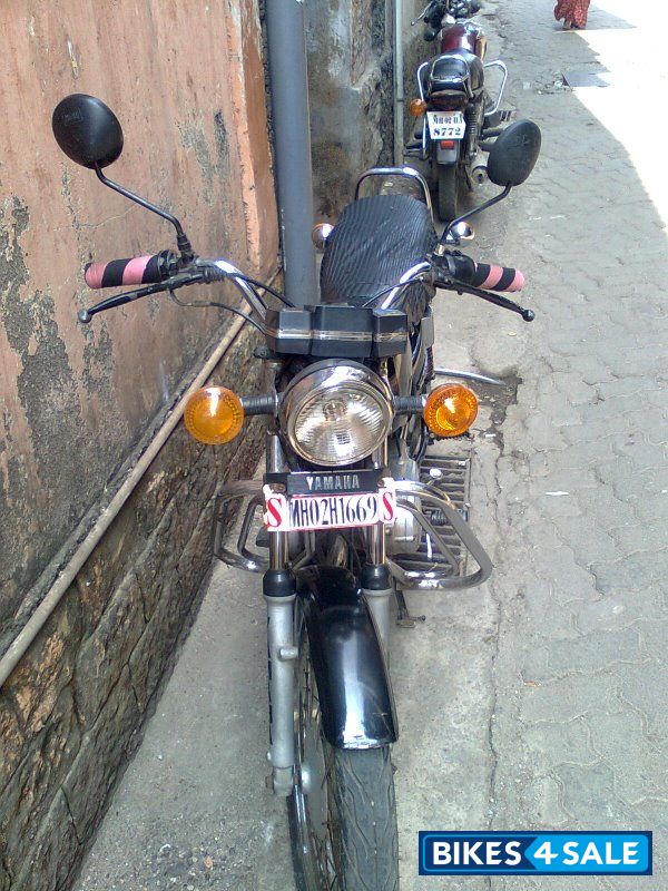 Black Yamaha RX 100