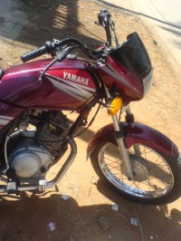 Meroon Red Yamaha YBX