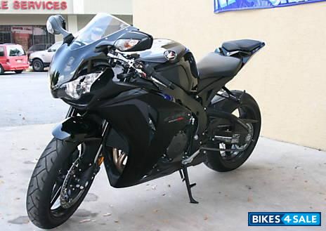 Used 2008 model Honda CBR1000RR Fireblade for sale in Hassan. ID