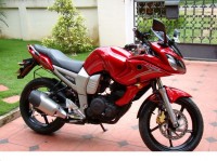 Red Yamaha Fazer