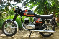 Black Ideal Jawa Yezdi RoadKing