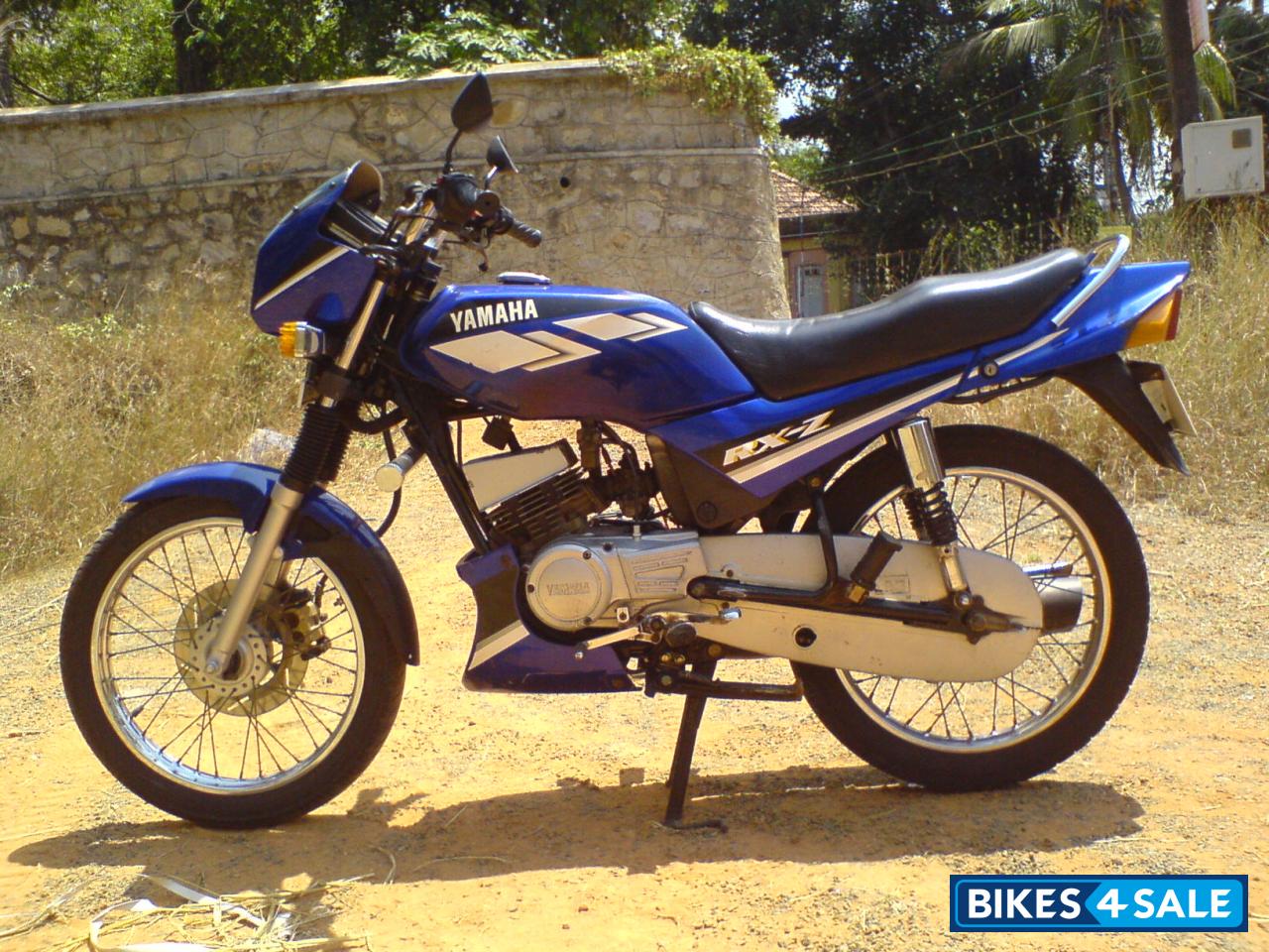 Used 2003 model Yamaha RXZ for sale in Trivandrum. ID 44012. Blue ...