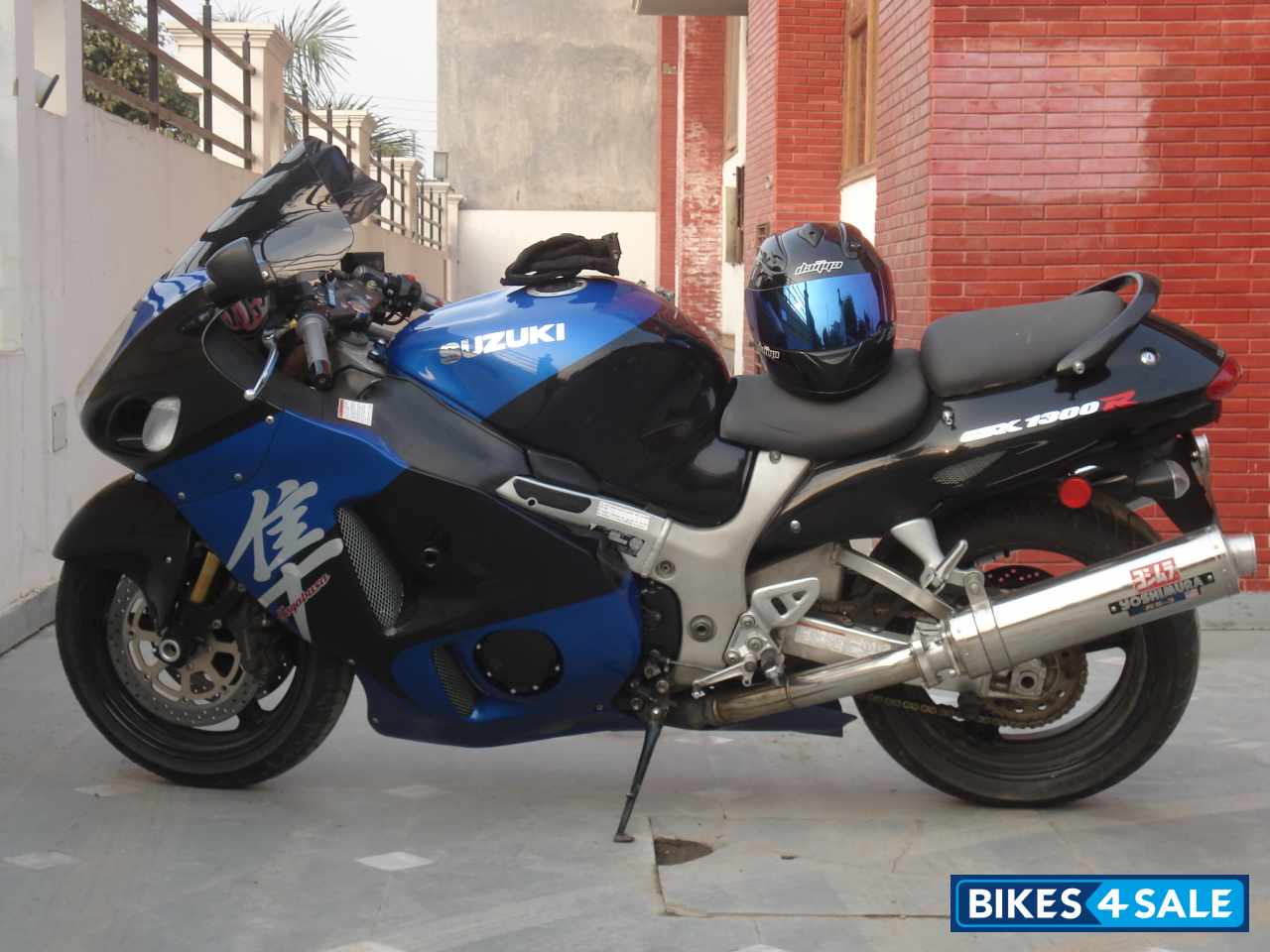 Used 2000 model Suzuki Hayabusa GSX1300R for sale in Ghaziabad. ID