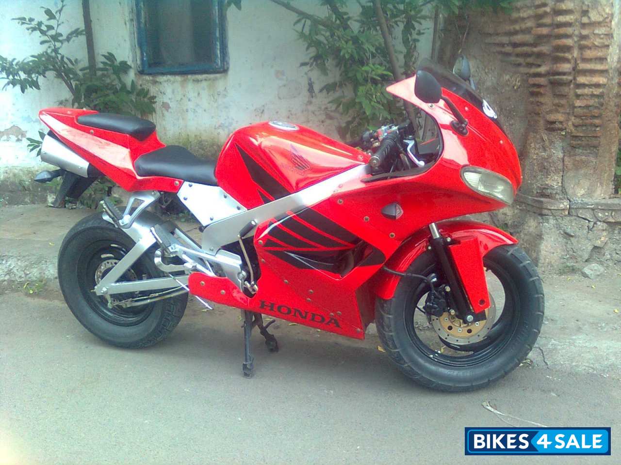 Used 2002 model Modified Bike for sale in Bhopal. ID 44591. Red colour