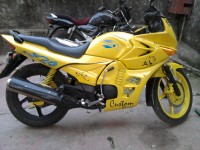 Pearl Yellow Hero Karizma