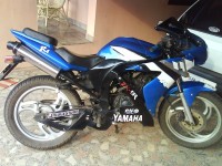 Blue White Yamaha YZF R1