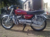 Metalic Blanzing Red. Yamaha RX 100